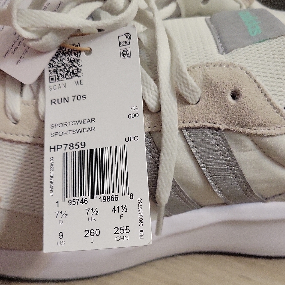 Adidas Cream and Gray Running Shoes - Picture 2 of 6
